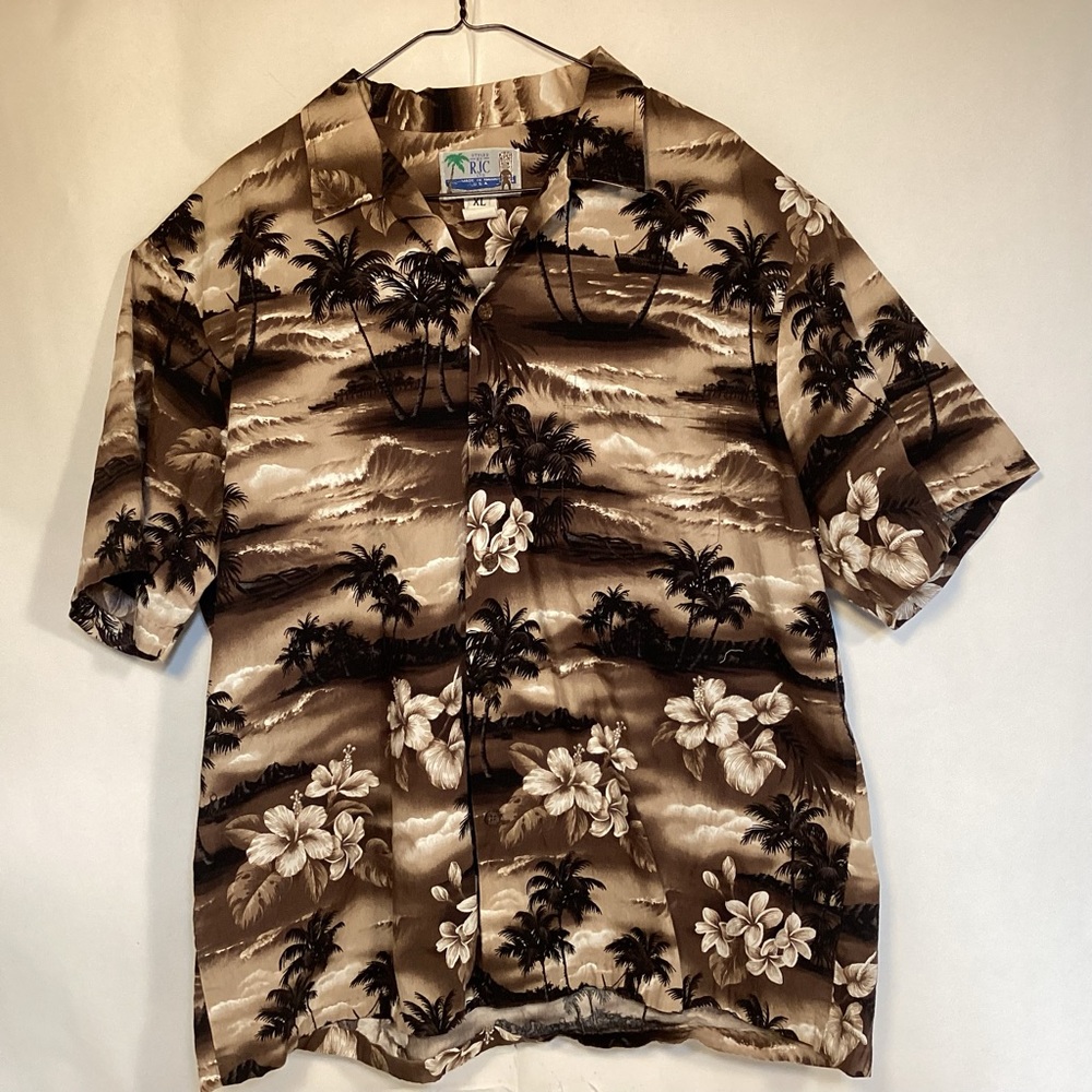 RJC Vintage Hawaiian Shirt Palm trees, ocean surf print men’s size XL